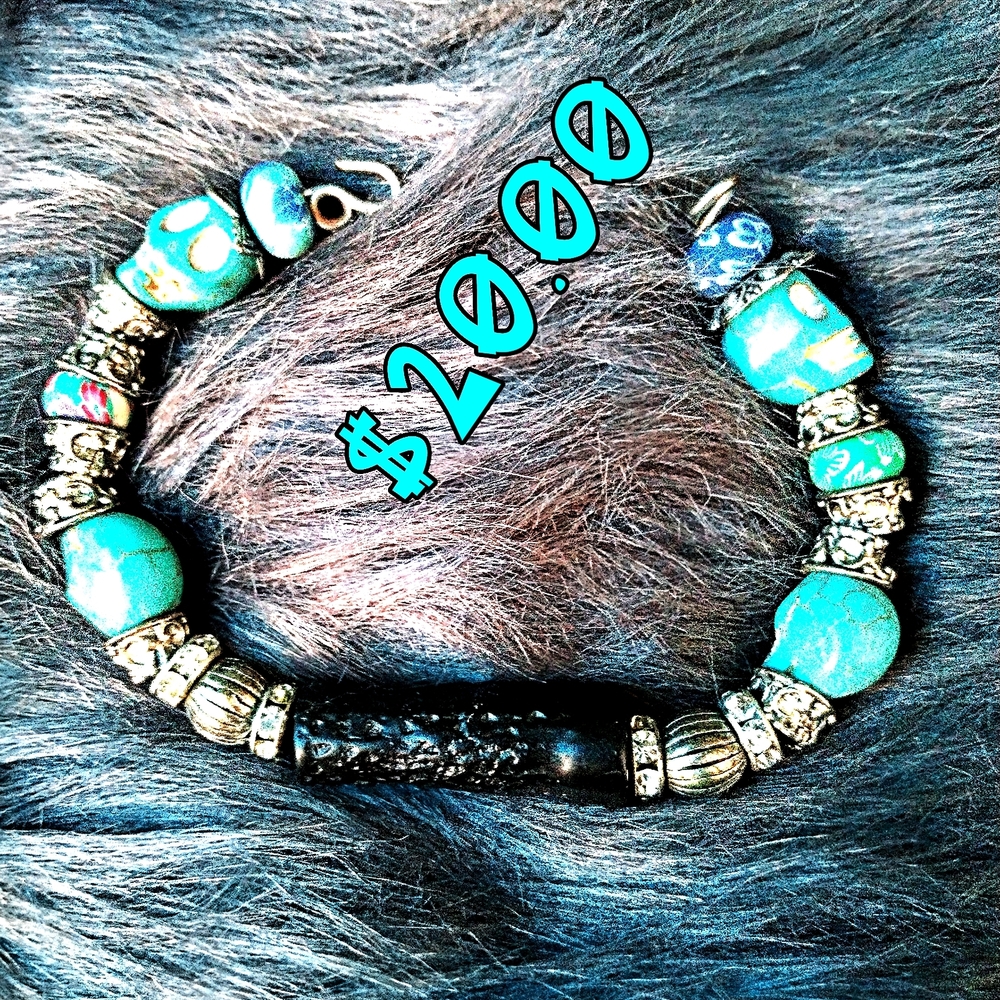 Turquoise and Black Beaded Bracelet